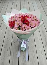 Букет цветов из:  Альстромерии в Еманжелинске