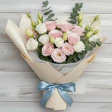 Букет цветов из:  Лизиантусы в Еманжелинске