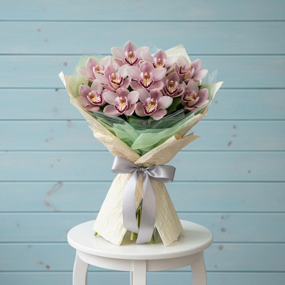 Букет цветов из: Орхидеи и Розы в Еманжелинске