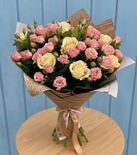 Букет цветов из:  Розы в Еманжелинске