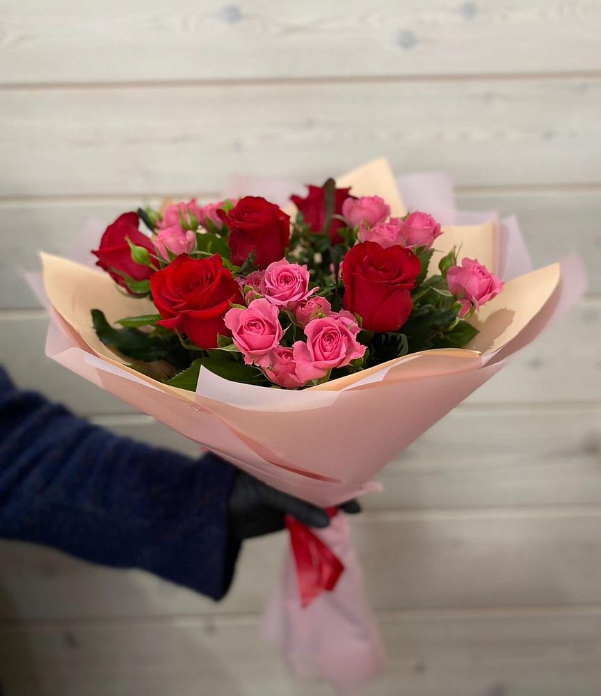 Букет цветов из: Розы в Еманжелинске